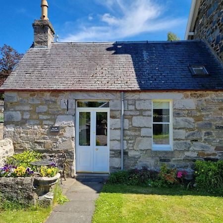 Cosy Peaceful One-Bedroom Cottage In 피틀로크리 외부 사진