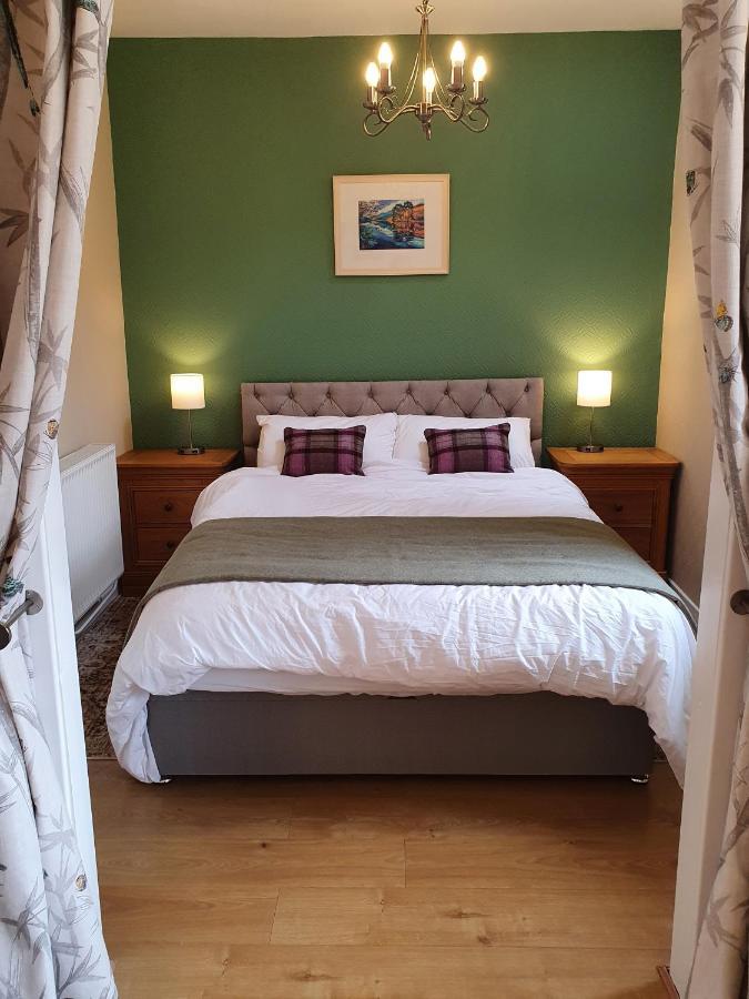 Cosy Peaceful One-Bedroom Cottage In 피틀로크리 외부 사진
